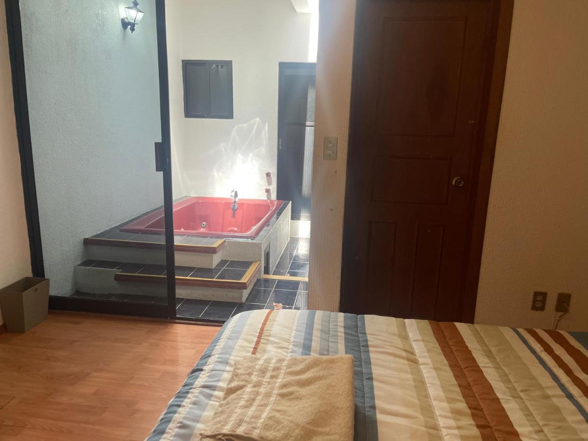 Comoda Habitacion A 10 Min Del Centro Historico De Queretaro Luaran gambar